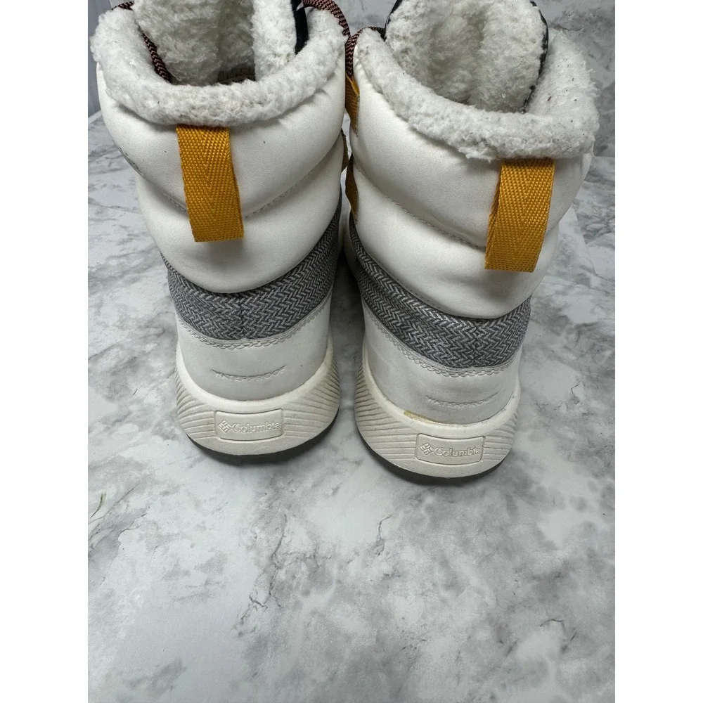 Columbia Keetley Shorty Waterproof Snow Boots White Floral BL9840-105 Womens 6